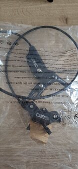 Hydraulicke brzdy sram db8 - 4