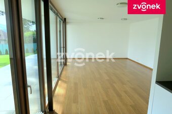 Luxusní vila Zlín - Příluky, velká zahrada, garáž - 4