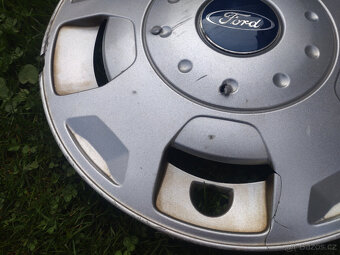 2 kusy krytů kol 15" Ford Transit - 4