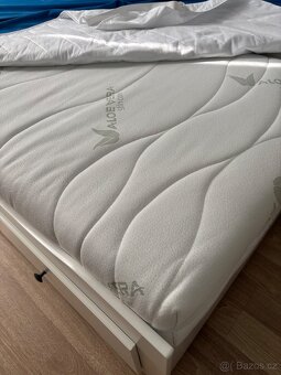 Rozkldaci postel Hrmnes z Ikea - 4