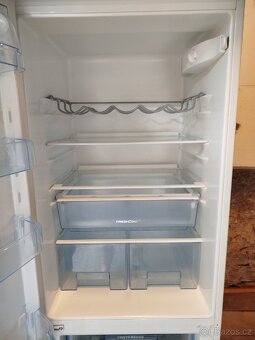 Lednice s mrazákem Electrolux - 4