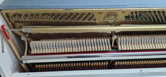 Bílé piano Rösler - Petrof - Renner - 4
