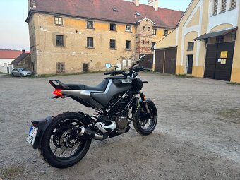 Husqvarna Svartpilen 401, 1200km - 4