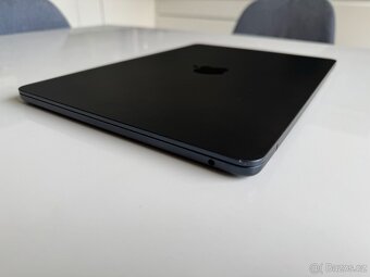 Apple MacBook Air 13" M2 — 16GB RAM / 256GB SSD — Space Gre - 4