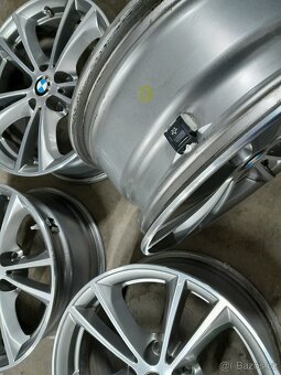 Prodám orig kola BMW 5x112 R17 - 4