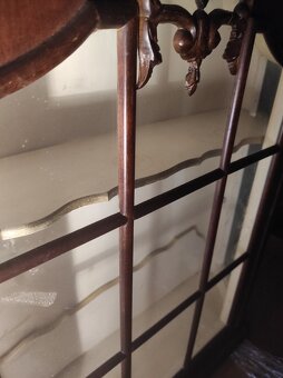 Starožitná skříňka - 4