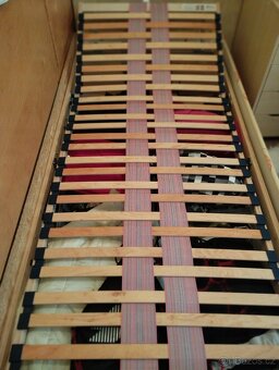 Manželská postel - 4