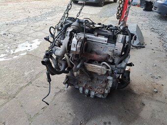 Motor 1.6 tdi 77 kW, CAYC, kompletní - 4