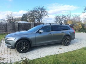 Volvo V90 Cross Country T5 2018 160tis km 779.000,- - 4