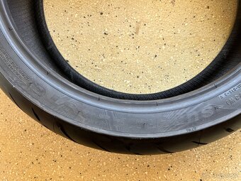 Motocyklové pneumatiky Maxxis Supermax ST - 4