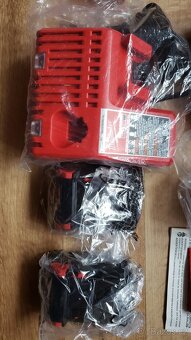 Milwaukee M18 sada vrtacky a utahovaku (nova) - 4