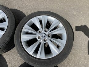 Alu kola Škoda Superb II 17” letní pneu - 4