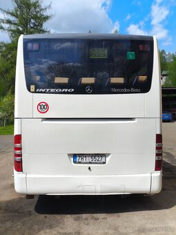 MERCEDES BENZ INTEGRO - 4