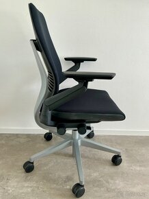 Kancelářské židle Steelcase Gesture - top stav, více ks - 4