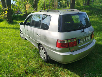 Kia Carens 2.0 - 4