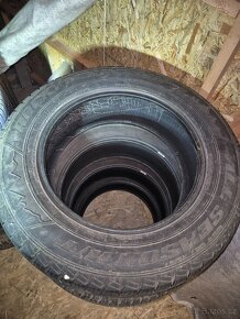 275/60 R20 - 4