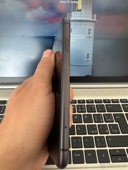 iPhone 11, 128 GB - 4