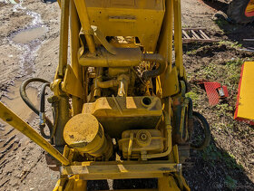 Pasový nakladač - 4