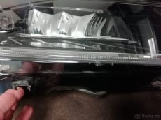 Pravý přední LED TOP světlomet,Škoda Superb III/3 - 4