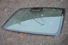 Zadní sklo Mondeo Octavia Fabia Audi Golf Cordoba Roomster - 4
