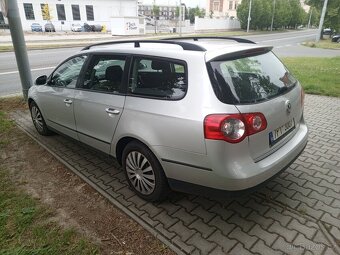 VW Passat combi 2,0 TDI DSG - 4