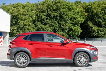 Hyundai Kona 1.6 T-GDi Family A/T 1. majiteľ 32 900km - 4