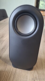 Logitech z407 - 4