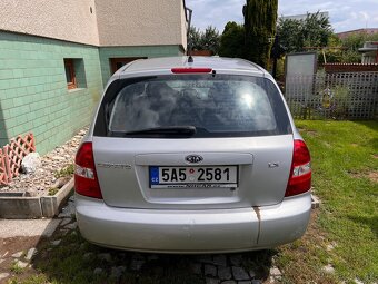 Kia Cerato - 4