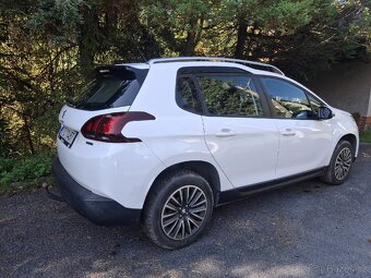 Peugeot 2008 1.2,r.2017,75tkm, 1.majitel, tažné,benzin - 4