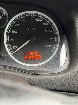 Peugeot 307 1.6 benzín s tažným zařízením – na opravu/ND - 4