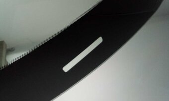 Chrysler 300c čelní sklo - 4