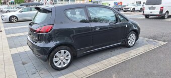 Mitsubishi Colt 2010 - 4