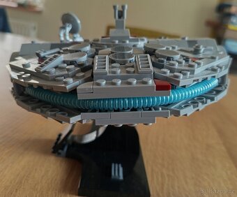 Lego milénium Falcon 75375 - 4