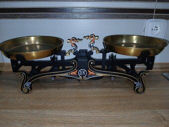 Staré váhy.Zvonky. - 4