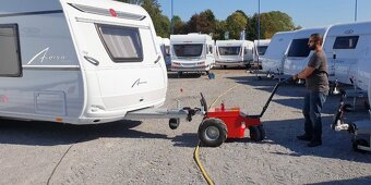 Ručně vedený tahač přívěsů do 5 tun - 4