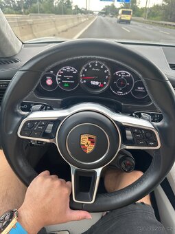 Porsche panamera(turbo) - 4