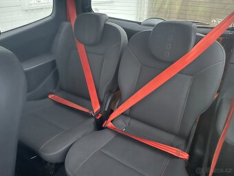 Renault Twingo RS 1.6 98 kW - 4