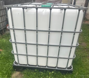 IBC kontejner na 1000 litrů - 4