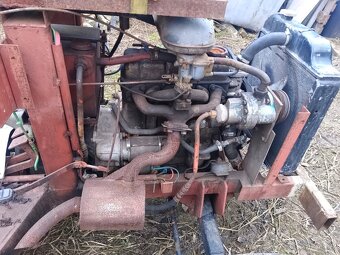 Traktor, malotraktor- domácí výroba motor octavia - 4