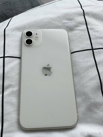 iPhone 11 64GB Bílý - 4