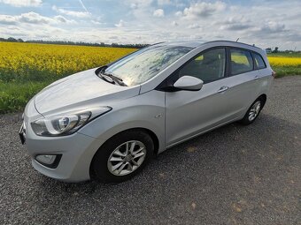 Hyundai i30 1.6 D - 4