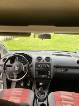 VW CADDY 2 TDI 103 KW 7 míst - 4
