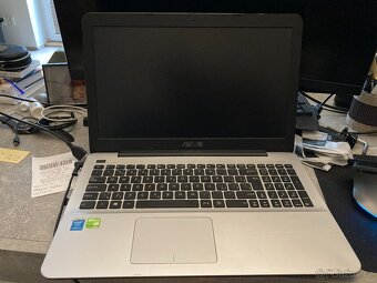 ASUS X555L i5/ 8GB RAM / 2 GB 930M / 256 GB SSD/1TB HDD - 4