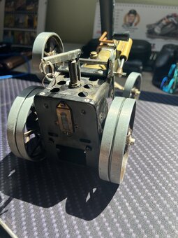 Mamod steam tractor - 4