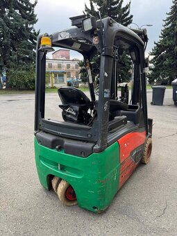 Vysokozdvižný vozík Linde - E16-02 rok 2016, elektrický - 4