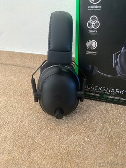 Razer Blackshark V2 Pro - 4