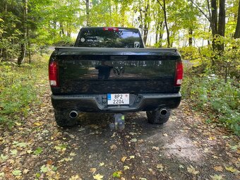 Dodge RAM 1500 Sport 4x4 - 4