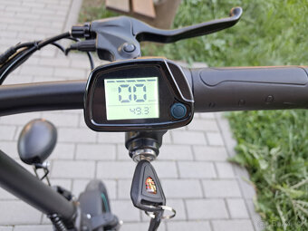Elektrokoloběžka BOGIST M5 Pro 885W 45KM/H 40KM 12" 48V 15A - 4