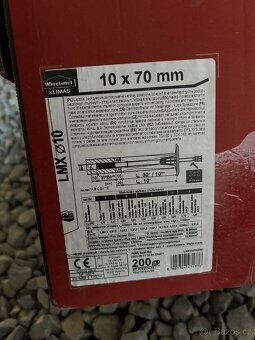 Zbytky ze stavby - 4