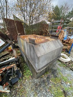 Prodám nádrže od topného oleje - 4